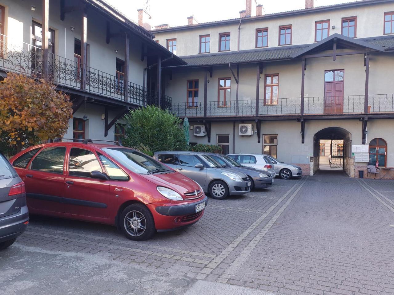 Apartamenty Patria Krasków Εξωτερικό φωτογραφία